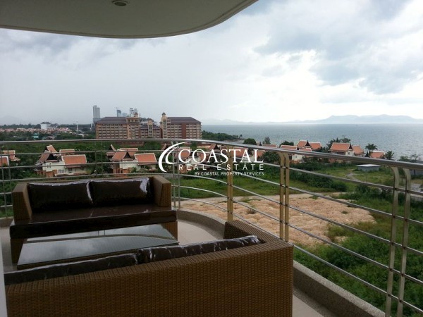 คอนโดสำหรับขายหรือเช่าที่นาจอมเทียน