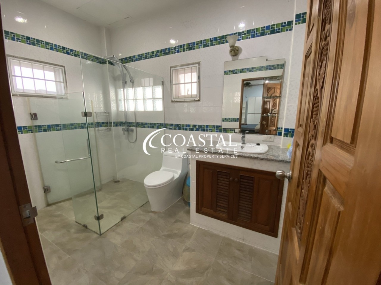 บ้านสำหรับขายหรือเช่าที่จอมเทียน