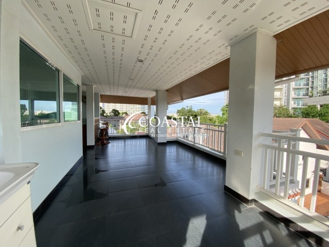 บ้านสำหรับขายหรือเช่าที่จอมเทียน