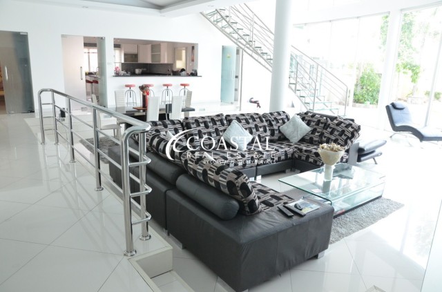 บ้านสำหรับขายหรือเช่าที่มาบประชัน/โป่ง