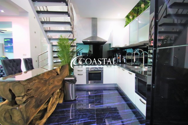 บ้านสำหรับขายที่จอมเทียน