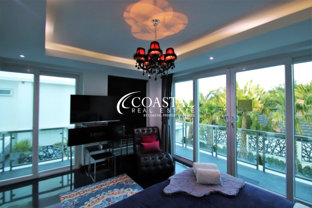 บ้านสำหรับขายที่จอมเทียน