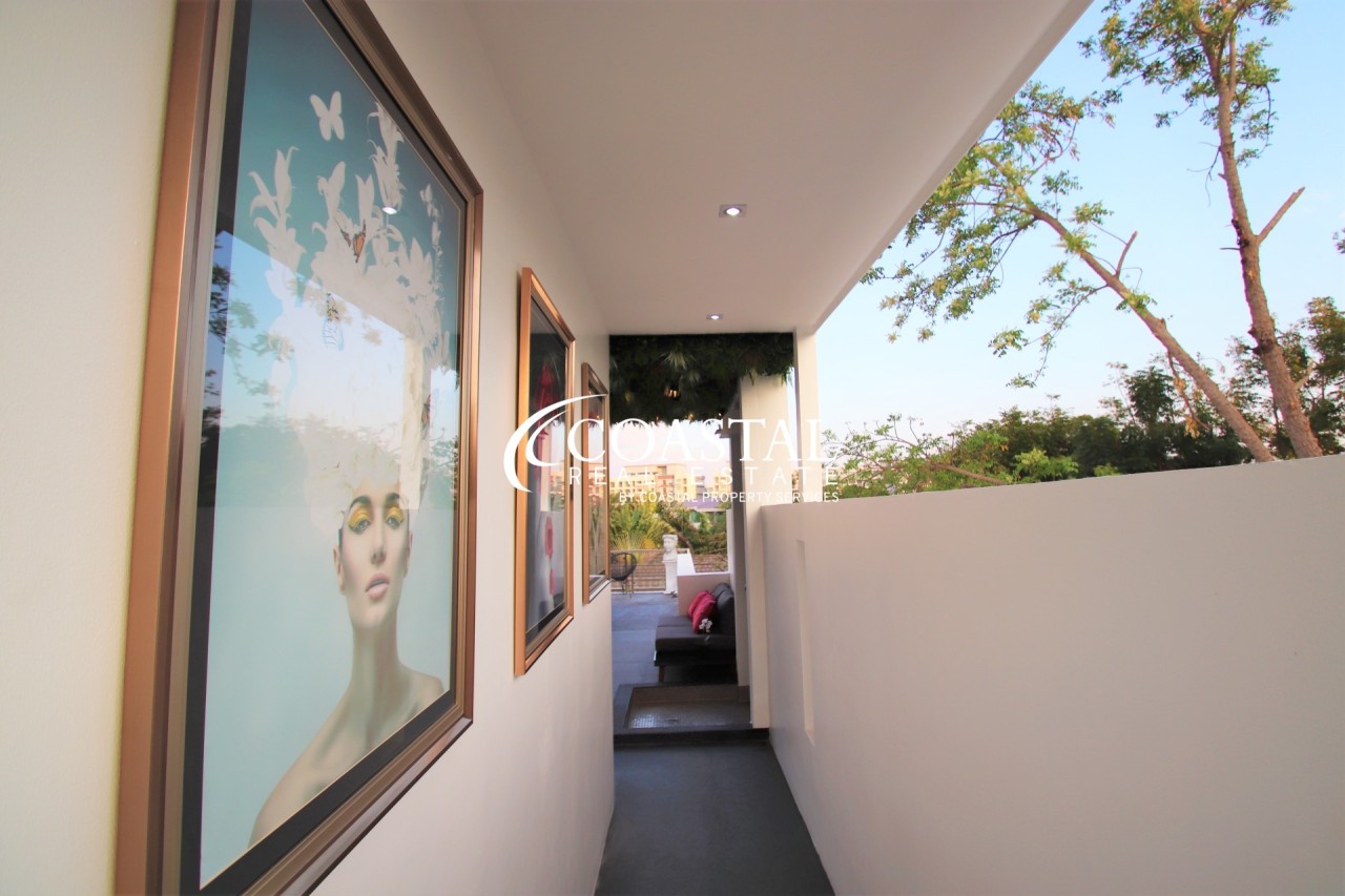 บ้านสำหรับขายที่จอมเทียน