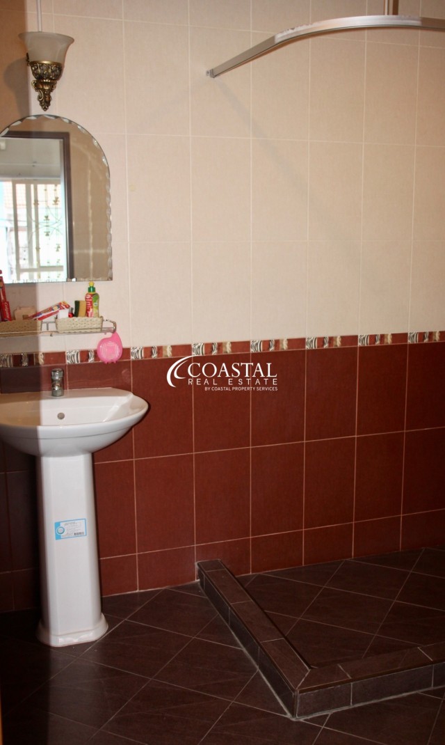 อสังหาริมทรัพย์เชิงพาณิชย์สำหรับขายที่จอมเทียน