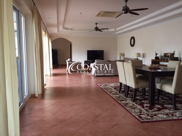 House For Rent Mabprachan/Pong