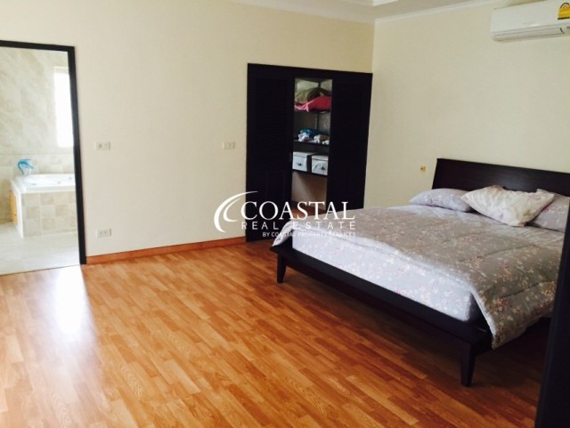 House For Rent Mabprachan/Pong