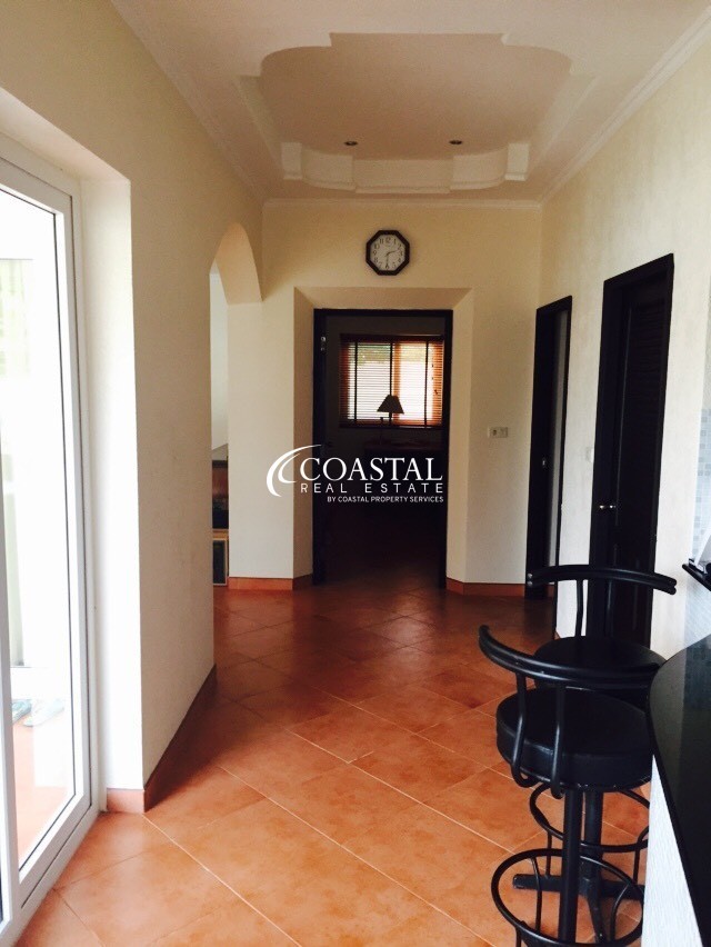 House For Rent Mabprachan/Pong