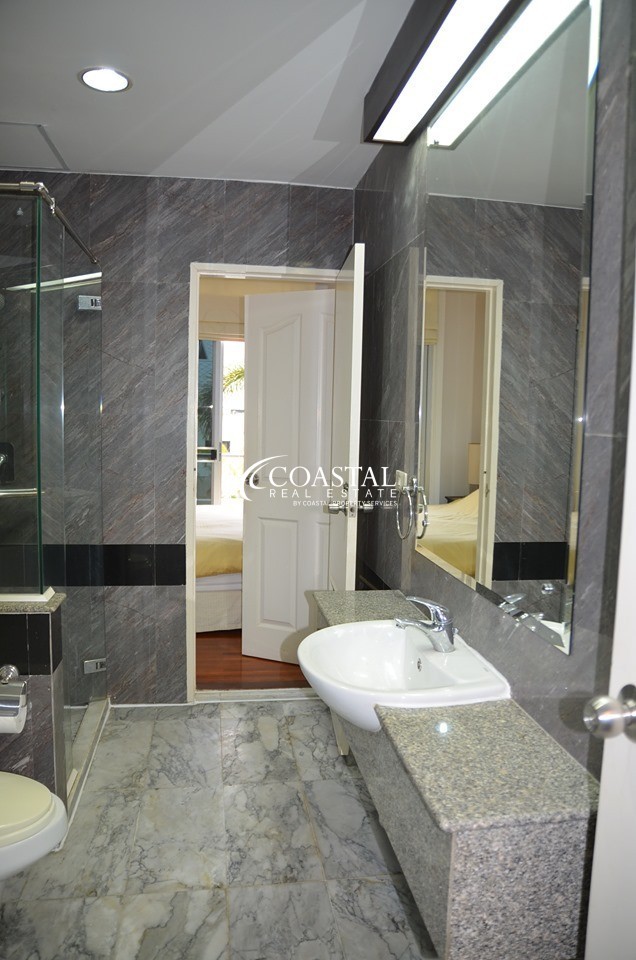 House For Sale Wong Amat