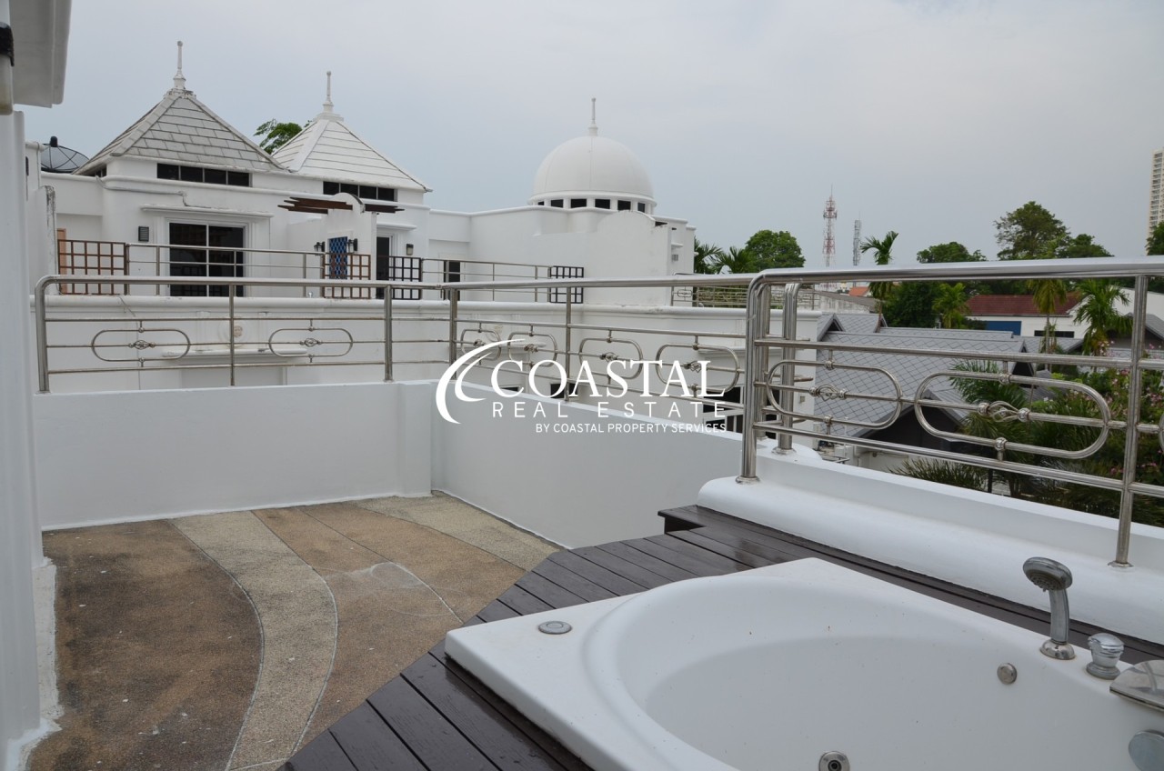 House For Sale Wong Amat