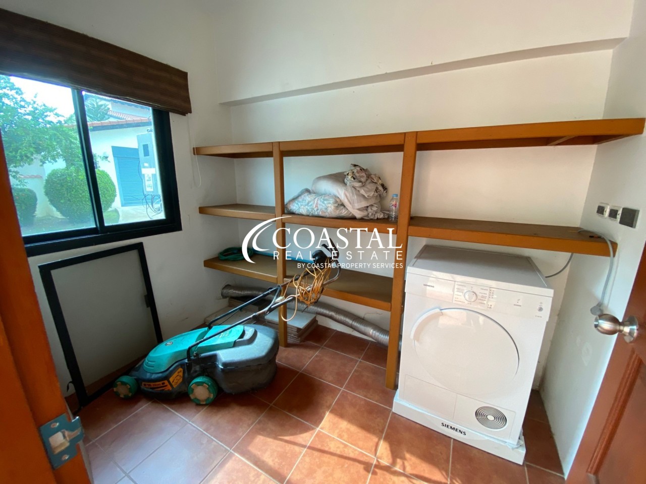 House For Sale Mabprachan/Pong