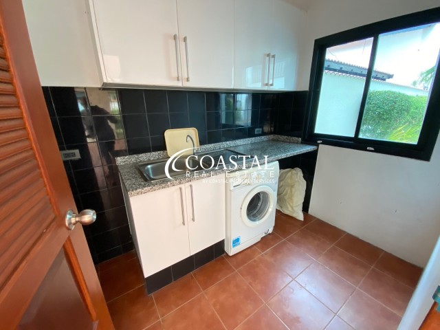 House For Sale Mabprachan/Pong