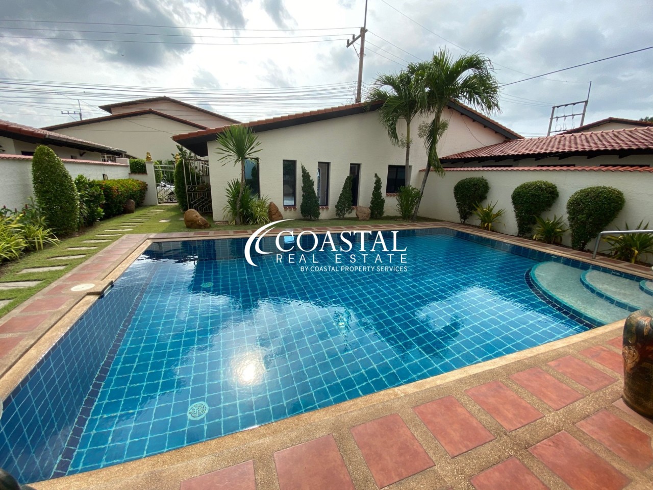 House For Sale Mabprachan/Pong