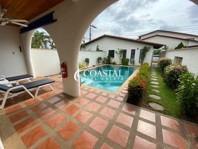 Townhouse For Sale And Rent Mabprachan/Pong