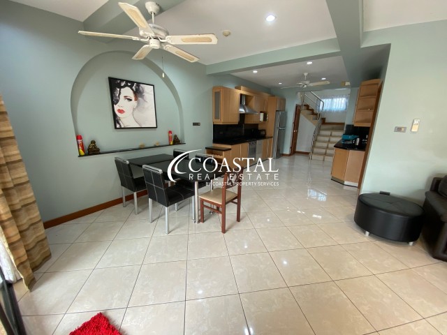 Townhouse For Sale And Rent Mabprachan/Pong