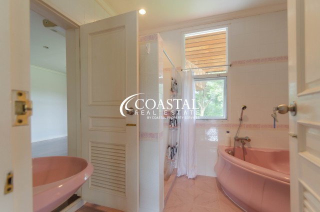 บ้านสำหรับขายที่ศรีราชา