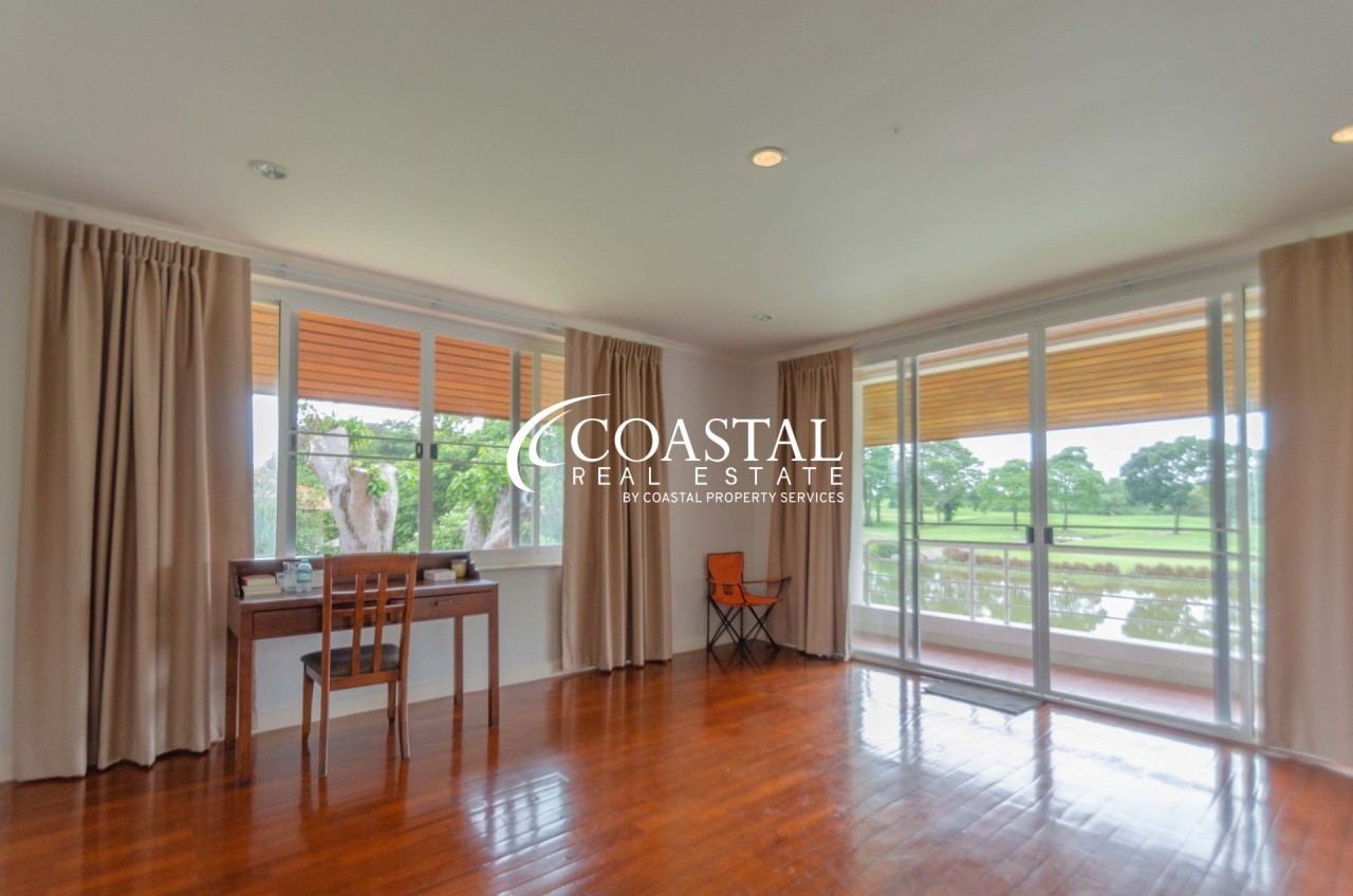 บ้านสำหรับขายที่ศรีราชา