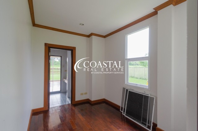 บ้านสำหรับขายที่ศรีราชา