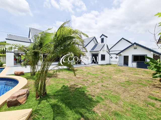 House For Rent Mabprachan/Pong