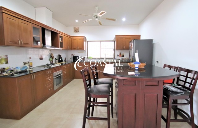 House For Sale And Rent Mabprachan/Pong