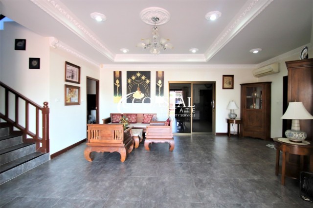 House For Sale And Rent Mabprachan/Pong