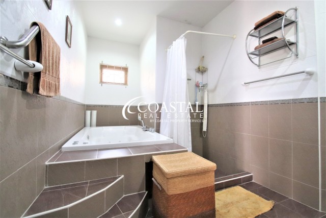 House For Sale And Rent Mabprachan/Pong