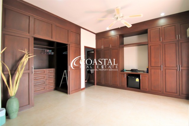 House For Sale And Rent Mabprachan/Pong