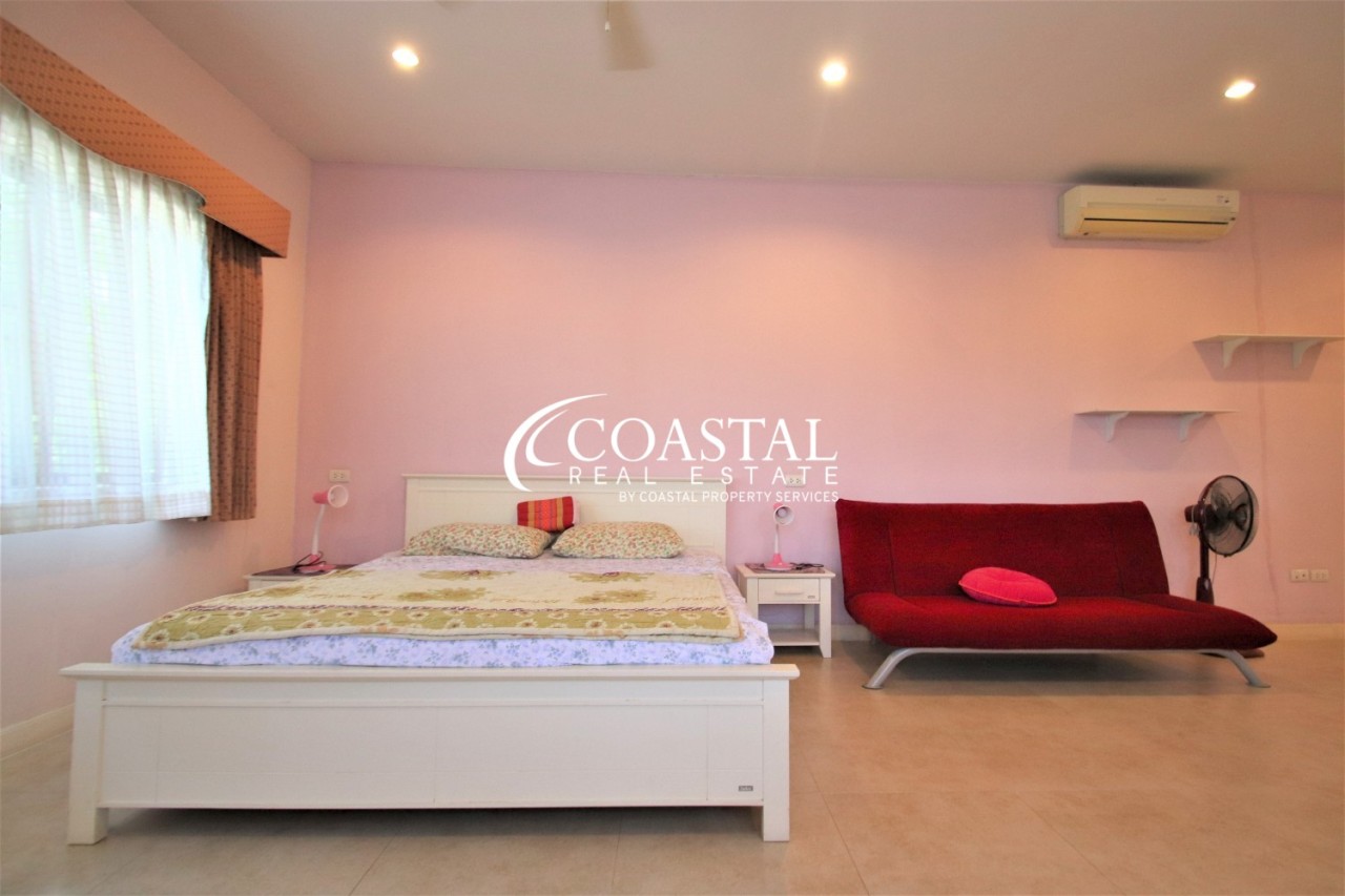 House For Sale And Rent Mabprachan/Pong