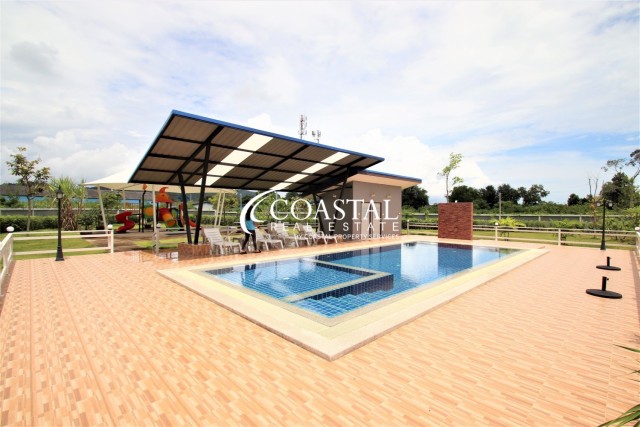 Commercial For Sale Bang Saray