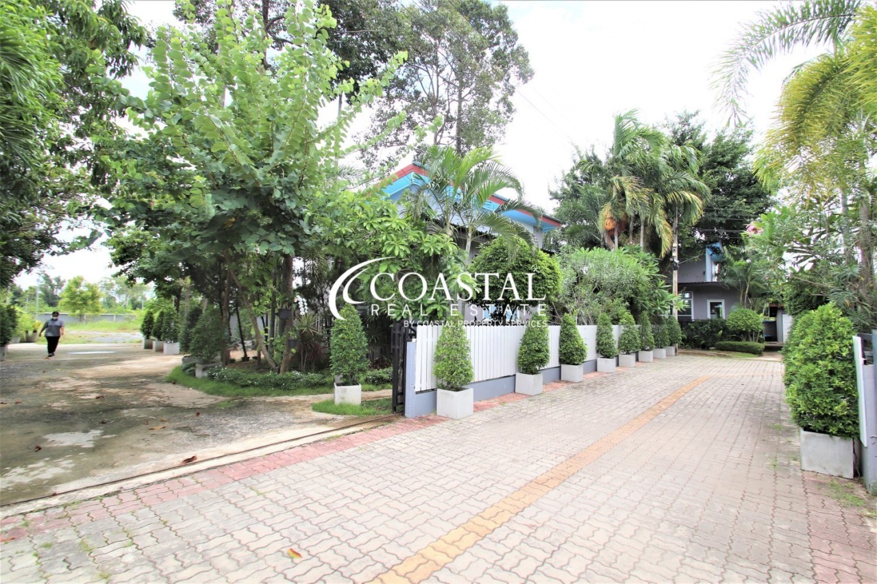 Commercial For Sale Bang Saray