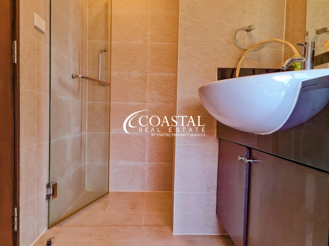 บ้านสำหรับขายหรือเช่าที่มาบประชัน/โป่ง