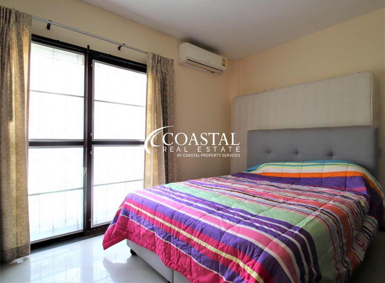 ทาวน์เฮ้าส์สำหรับขายที่พัทยากลาง