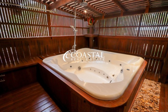 บ้านสำหรับขายหรือเช่าที่นาจอมเทียน