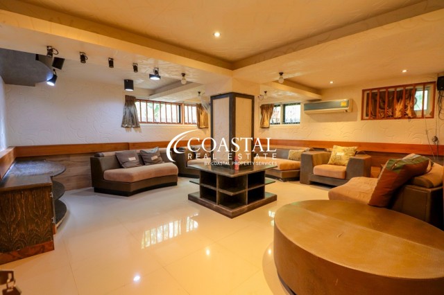 บ้านสำหรับขายหรือเช่าที่นาจอมเทียน