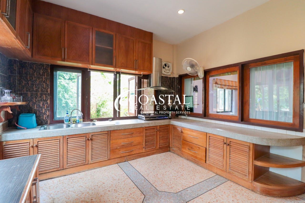 บ้านสำหรับขายหรือเช่าที่นาจอมเทียน