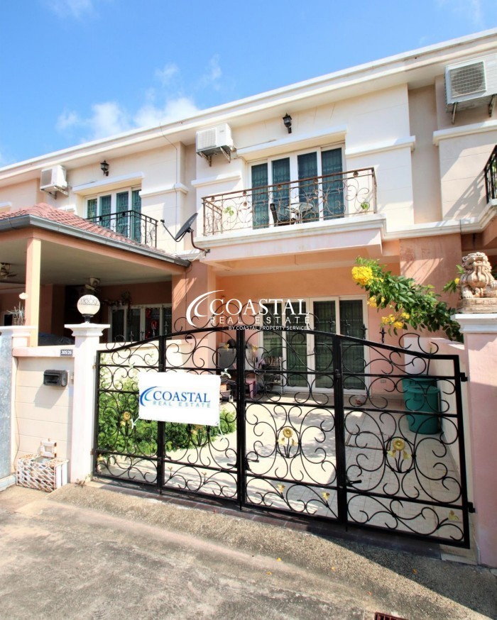 ทาวน์เฮ้าส์สำหรับขายที่พัทยากลาง