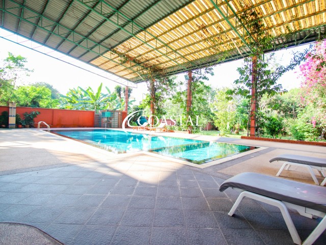 อสังหาริมทรัพย์เชิงพาณิชย์สำหรับขายที่นาเกลือ