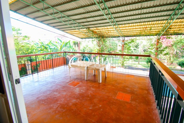 อสังหาริมทรัพย์เชิงพาณิชย์สำหรับขายที่นาเกลือ