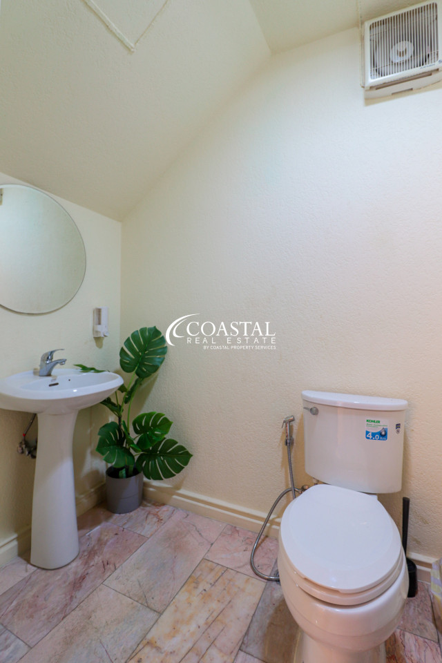 House For Sale And Rent Mabprachan/Pong