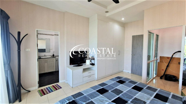 Townhouse For Rent East Pattaya