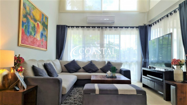 Townhouse For Rent East Pattaya