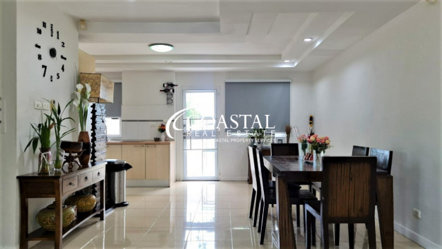 Townhouse For Rent East Pattaya