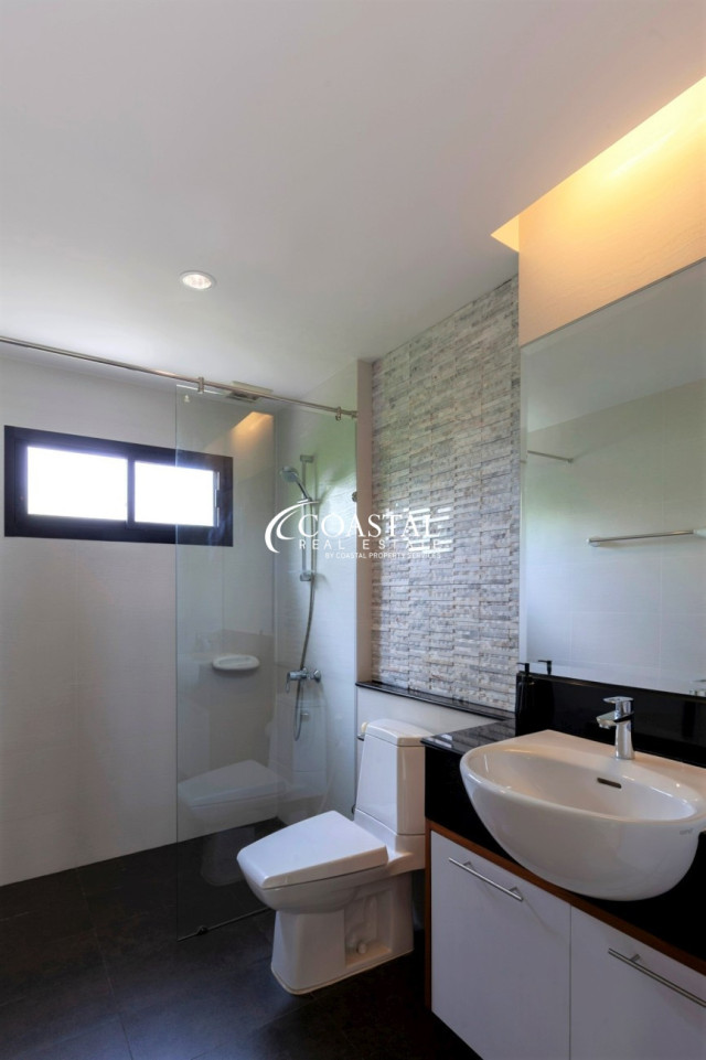 บ้านสำหรับขายหรือเช่าที่ห้วยใหญ่