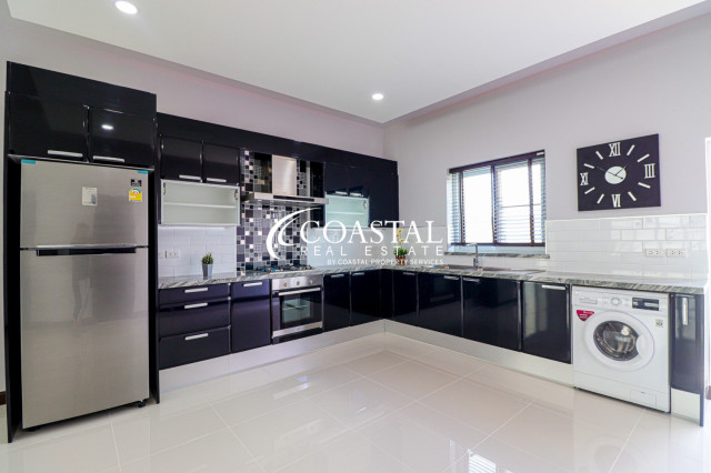 บ้านสำหรับขายที่บางเสร่