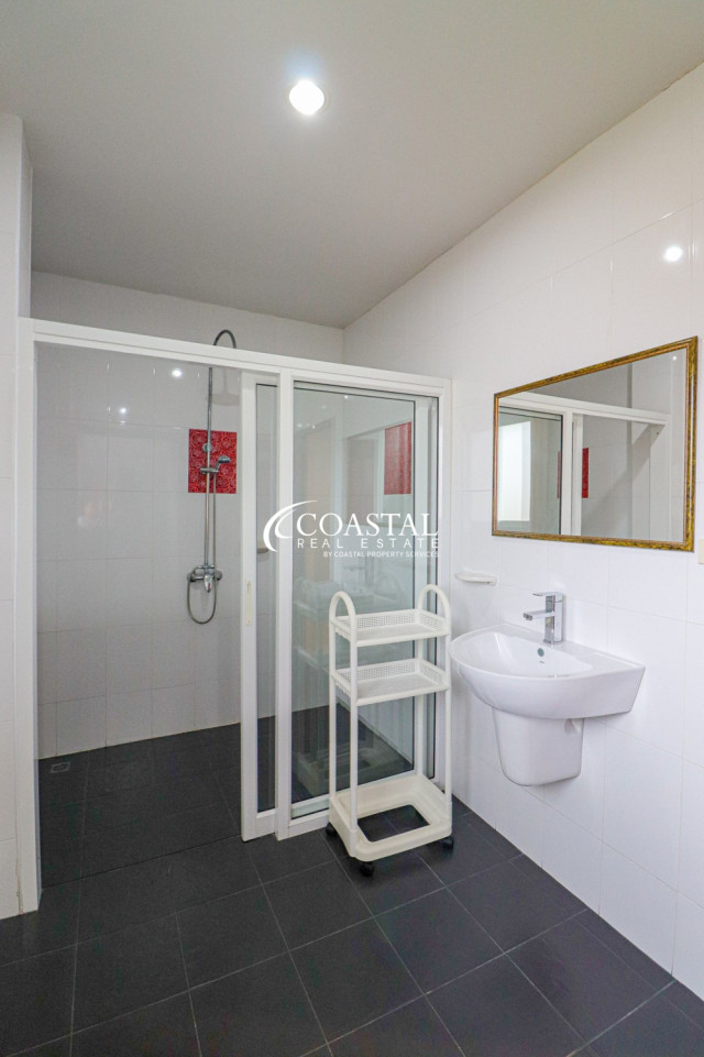 Commercial For Sale Na-Jomtien