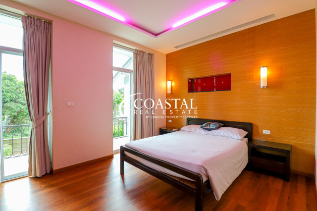 บ้านสำหรับขายหรือเช่าที่นาจอมเทียน