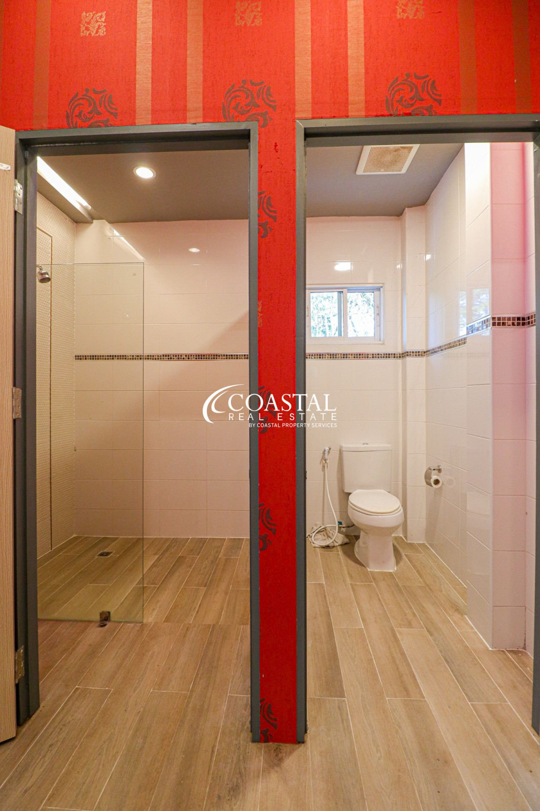 บ้านสำหรับขายหรือเช่าที่นาจอมเทียน