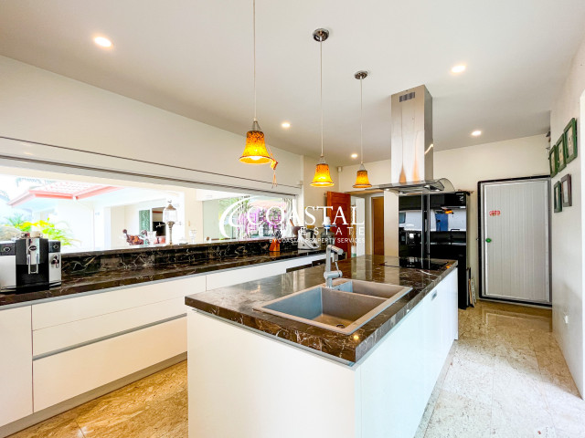 บ้านสำหรับขายหรือเช่าที่พัทยาตะวันออก