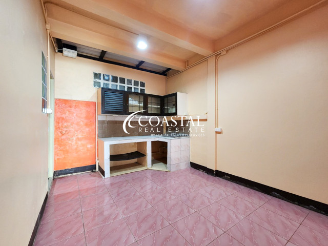 Townhouse For Sale Central Pattaya