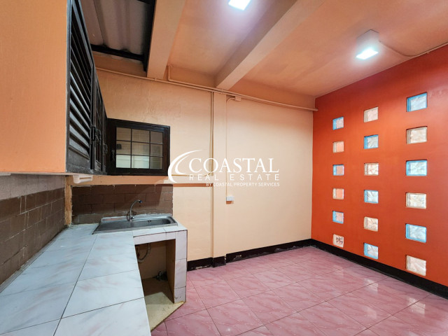 Townhouse For Sale Central Pattaya