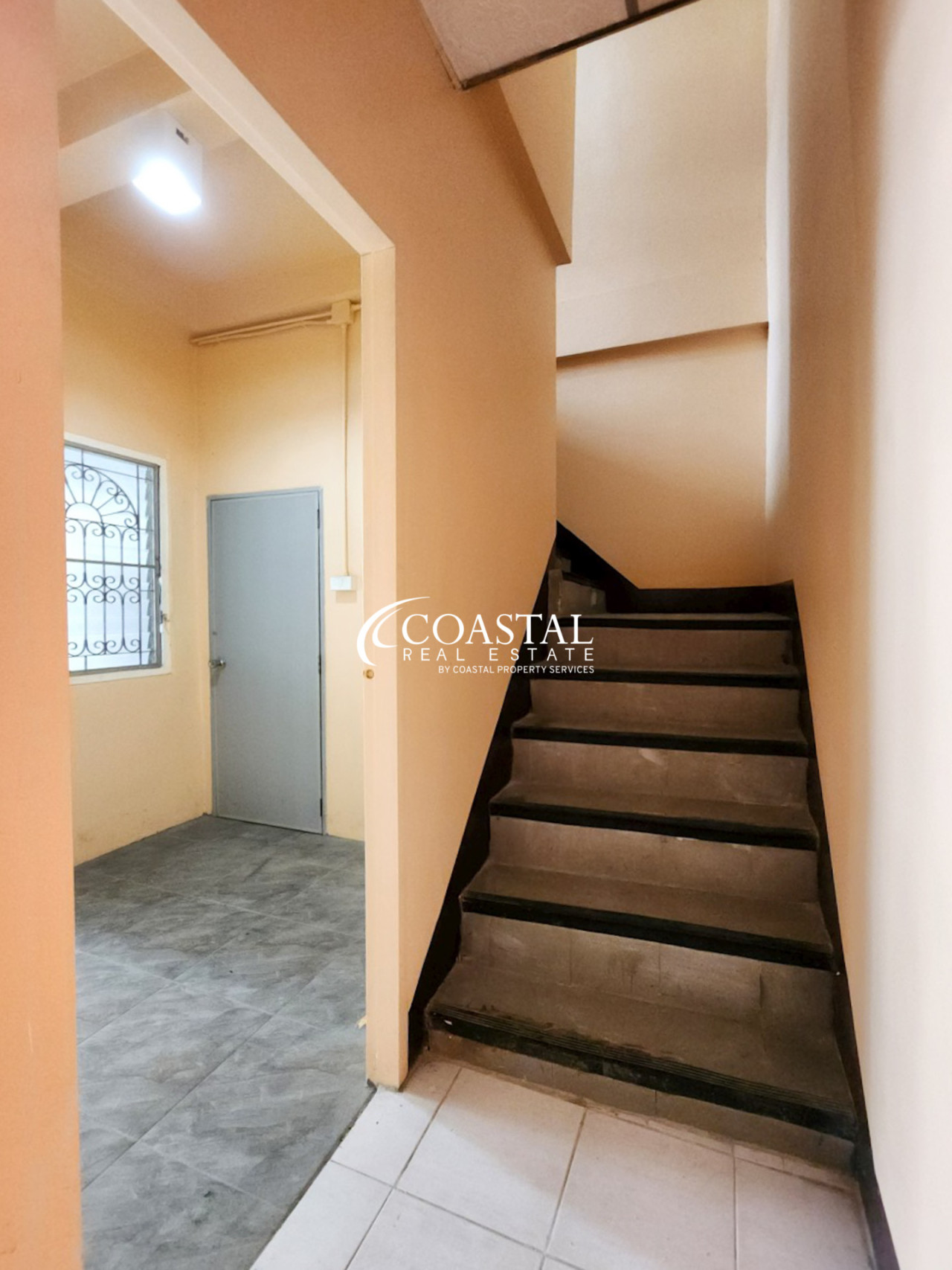 Townhouse For Sale Central Pattaya